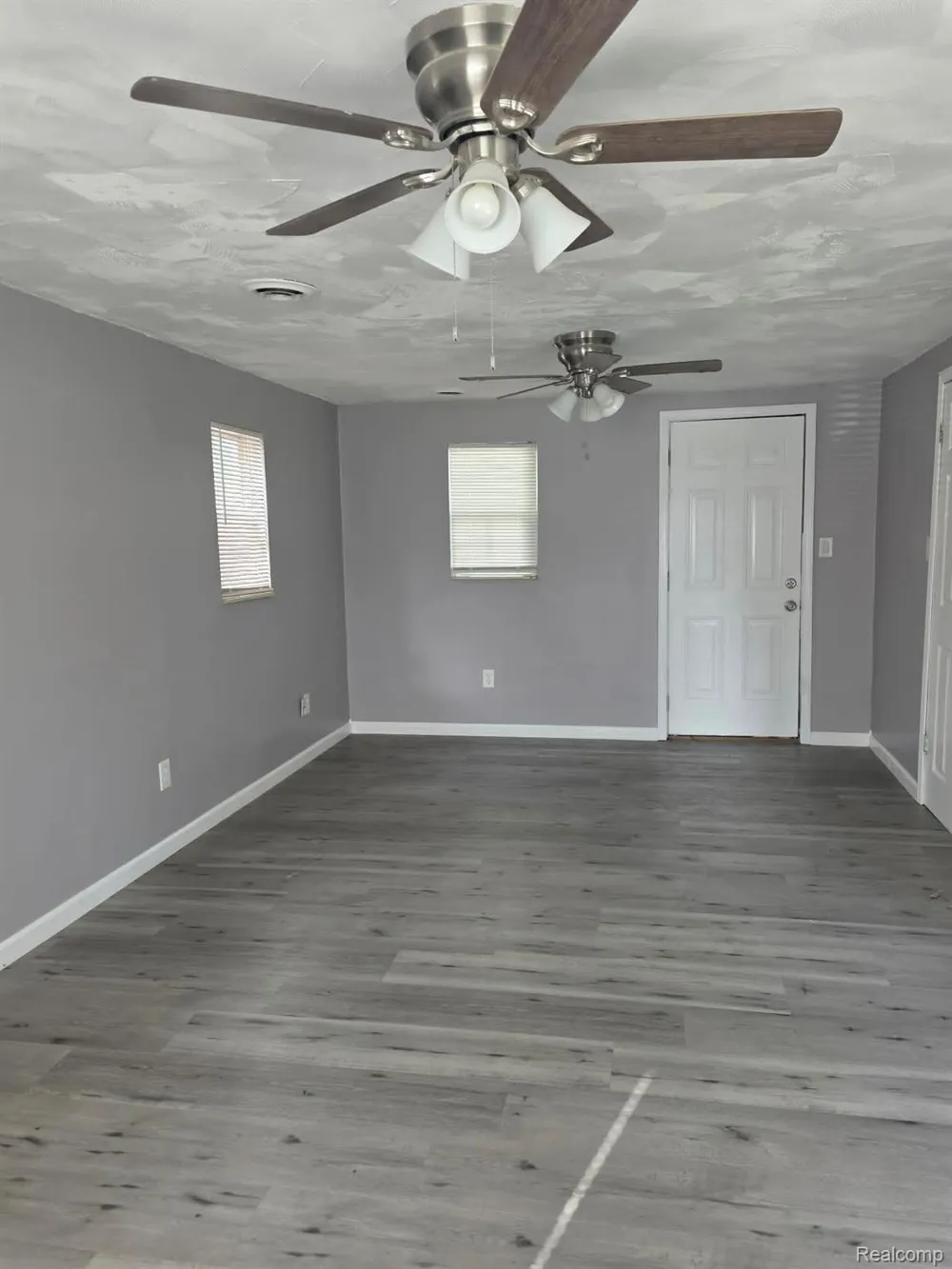 2070 Harwine Street Flint Charter Township, MI 48532