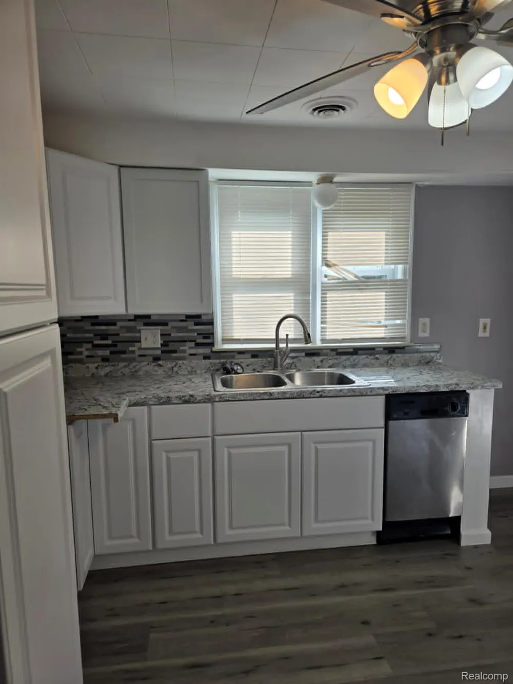 2070 Harwine Street Flint Charter Township, MI 48532
