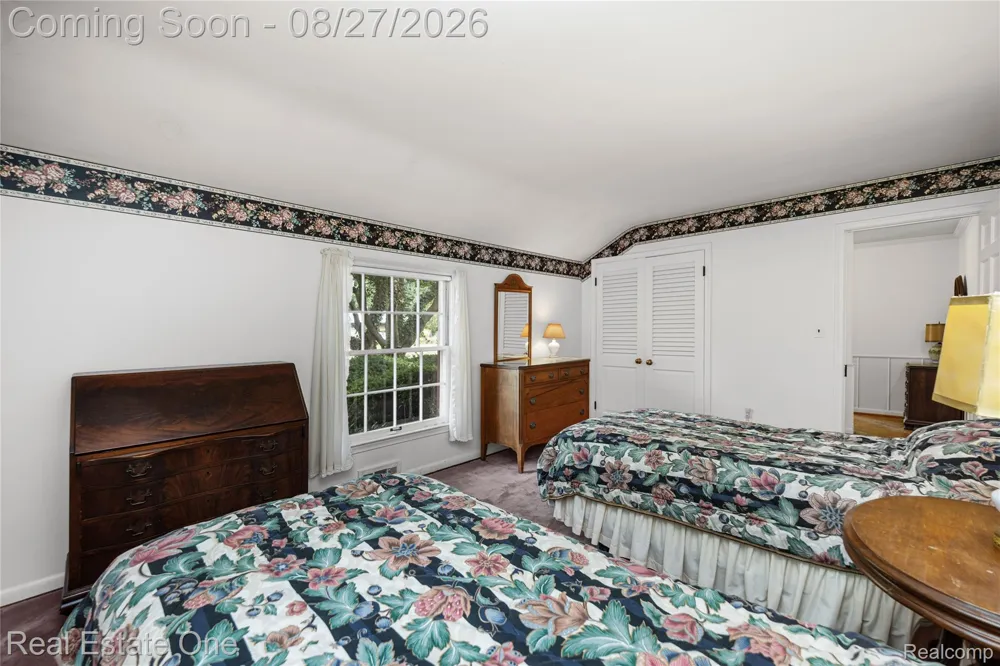 4195 Orchard Way Bloomfield Charter Township, MI 48301
