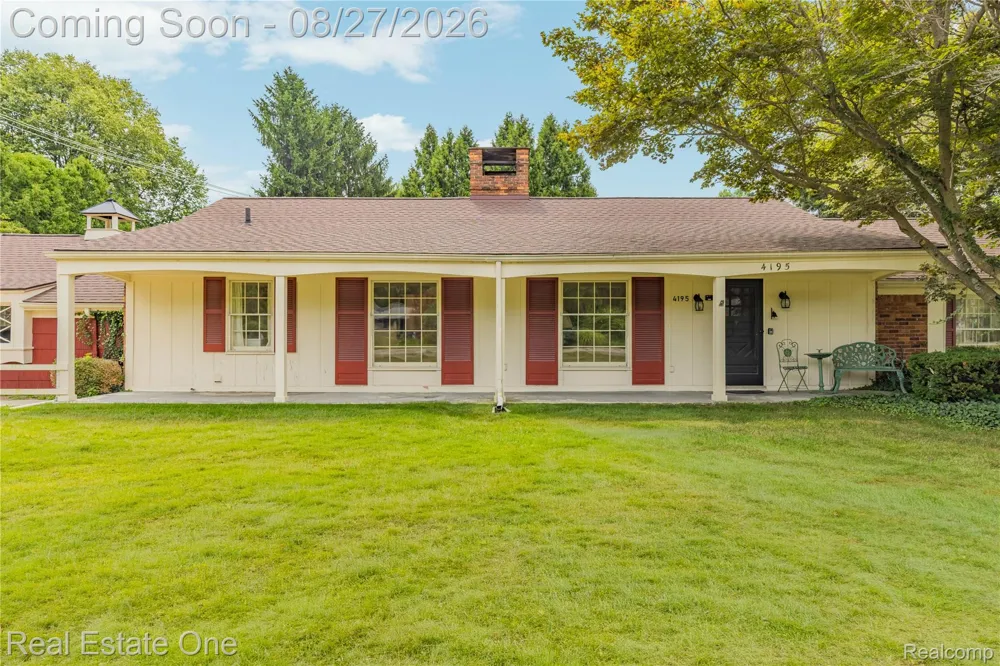 4195 Orchard Way Bloomfield Charter Township, MI 48301