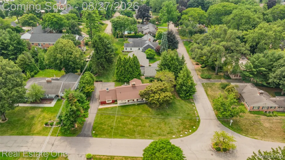 4195 Orchard Way Bloomfield Charter Township, MI 48301