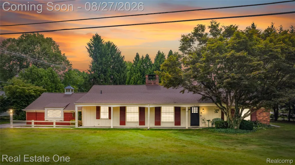4195 Orchard Way Bloomfield Charter Township, MI 48301