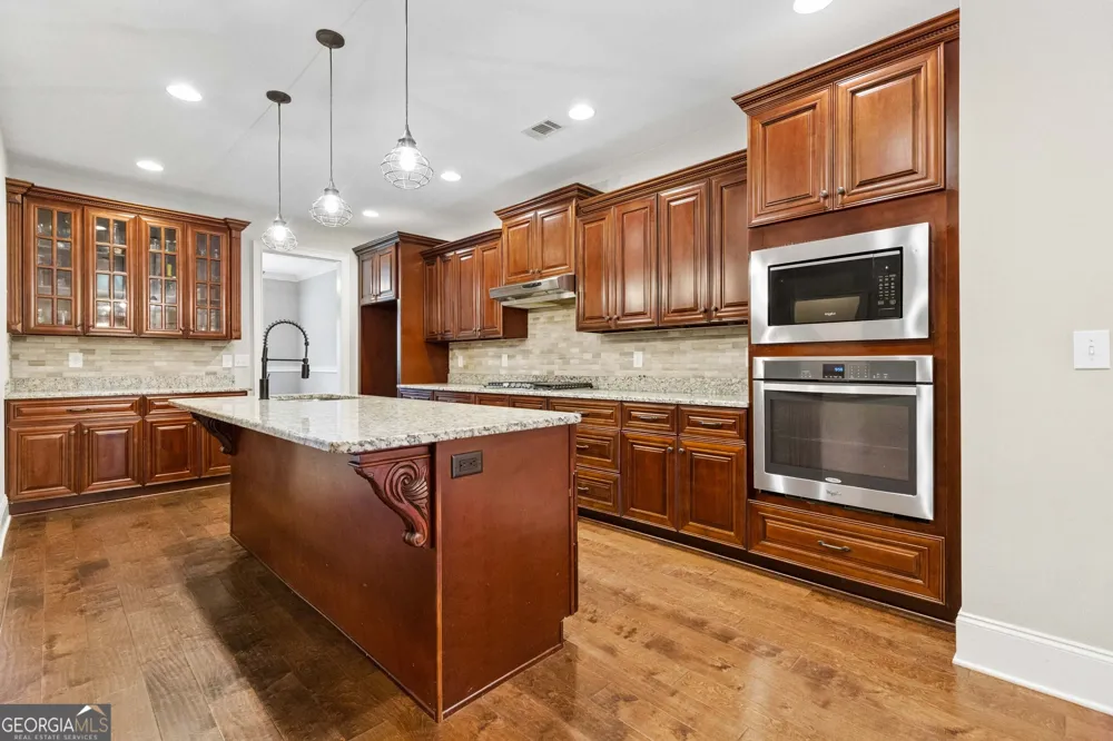 1031 Greenwood CIR Madison, GA 30650