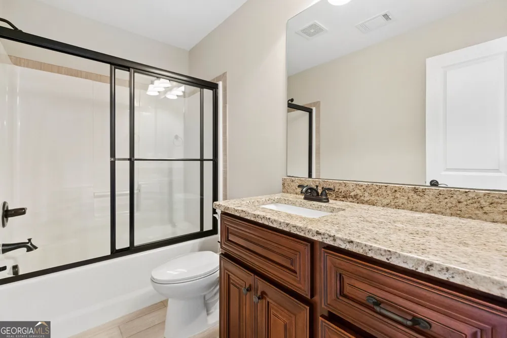 1031 Greenwood CIR Madison, GA 30650