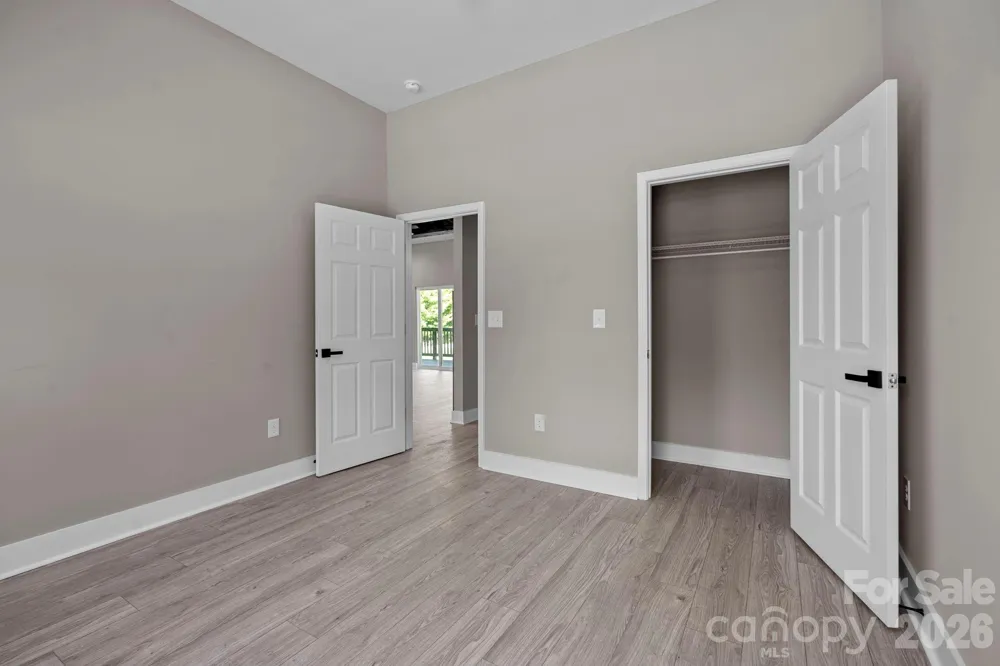 79 Crystal Mountain Drive Hendersonville, NC 28739