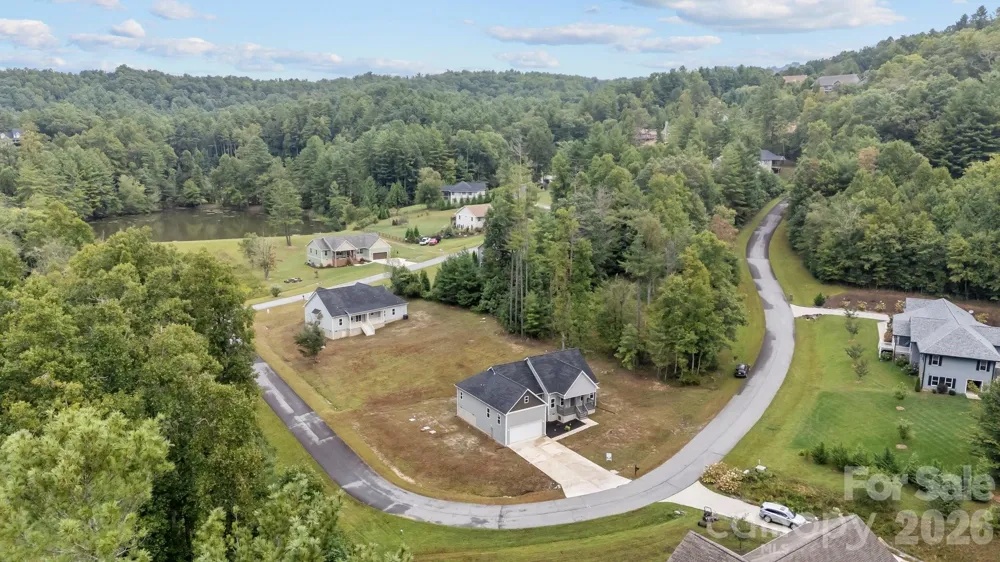 79 Crystal Mountain Drive Hendersonville, NC 28739