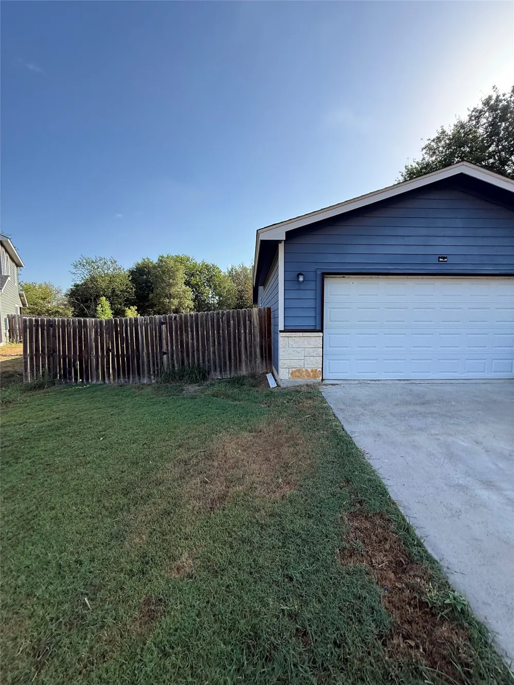 132 Waianae Court Bastrop, TX 78602