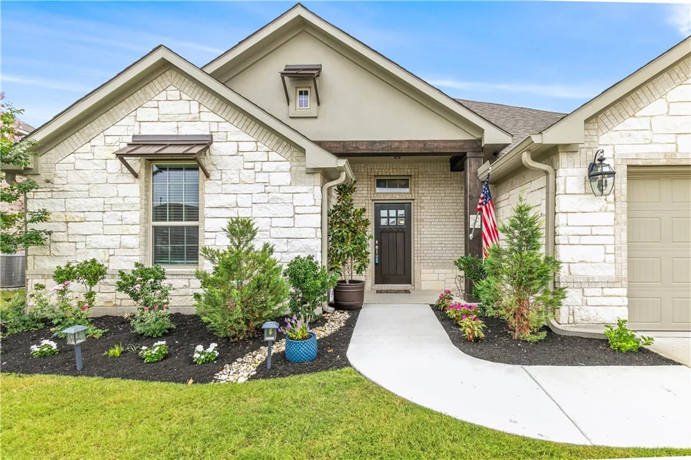 20217 Great Egret Lane Pflugerville, TX 78660