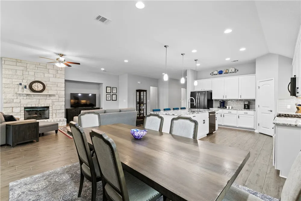 20217 Great Egret Lane Pflugerville, TX 78660