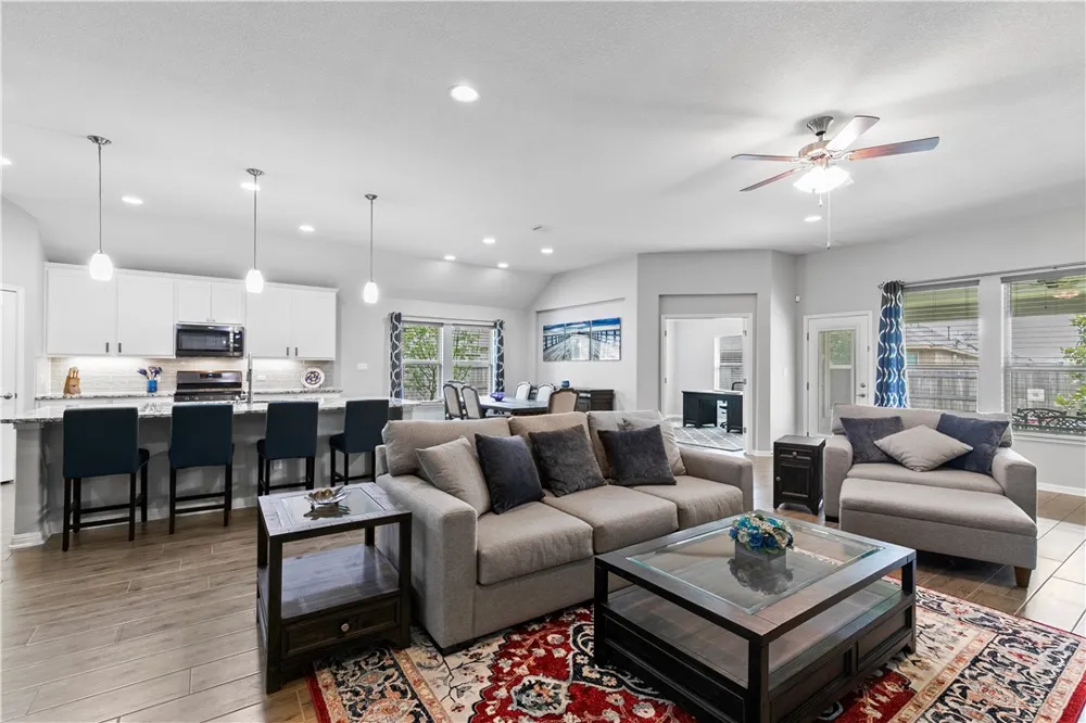 20217 Great Egret Lane Pflugerville, TX 78660