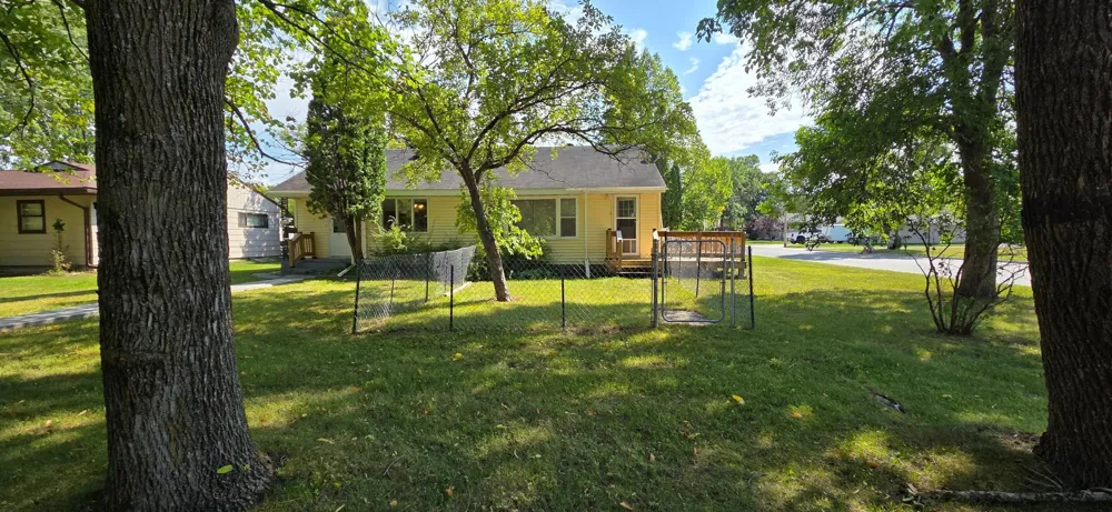 1127 8th Street International Falls, MN 56649