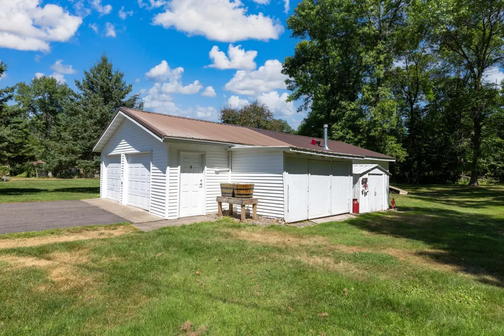 910 Lake Shore Boulevard Wahkon, MN 56386