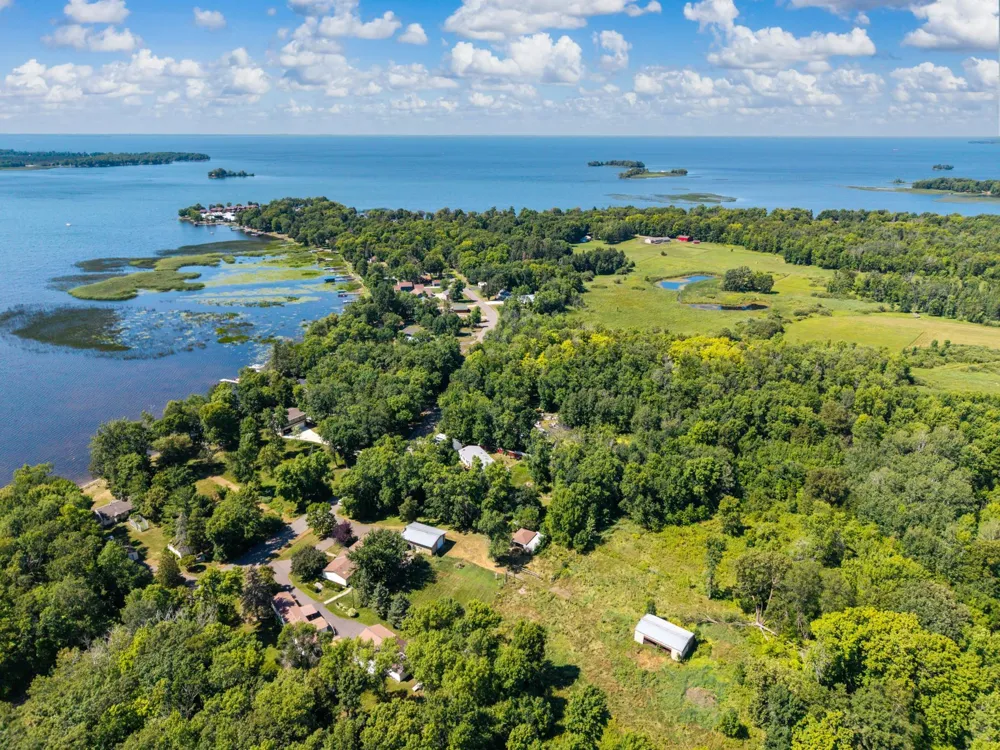 910 Lake Shore Boulevard Wahkon, MN 56386