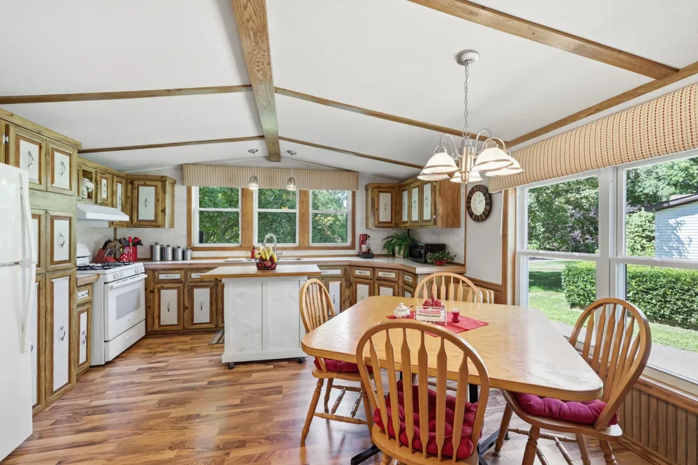 910 Lake Shore Boulevard Wahkon, MN 56386