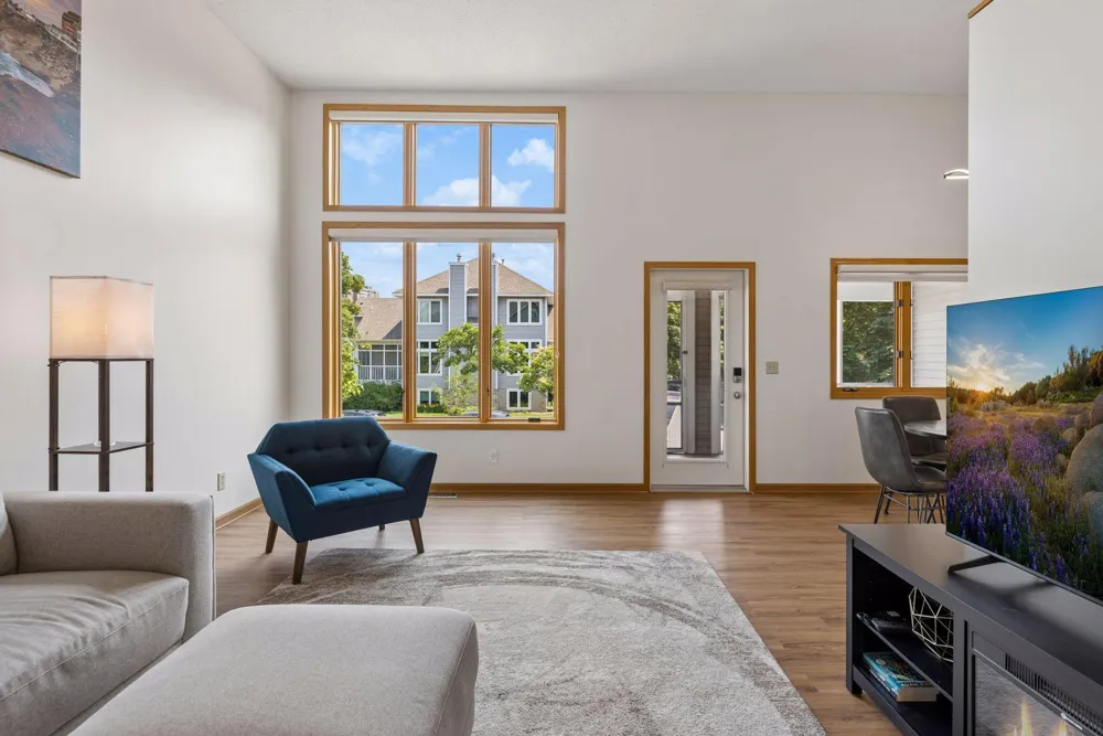 236 6th Street NE Minneapolis, MN 55413