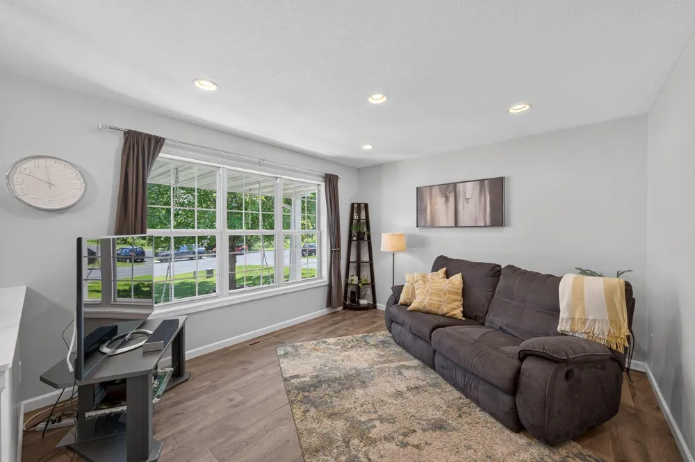 12754 Independence Avenue Savage, MN 55378