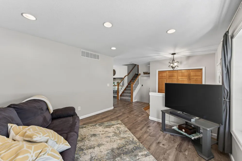 12754 Independence Avenue Savage, MN 55378