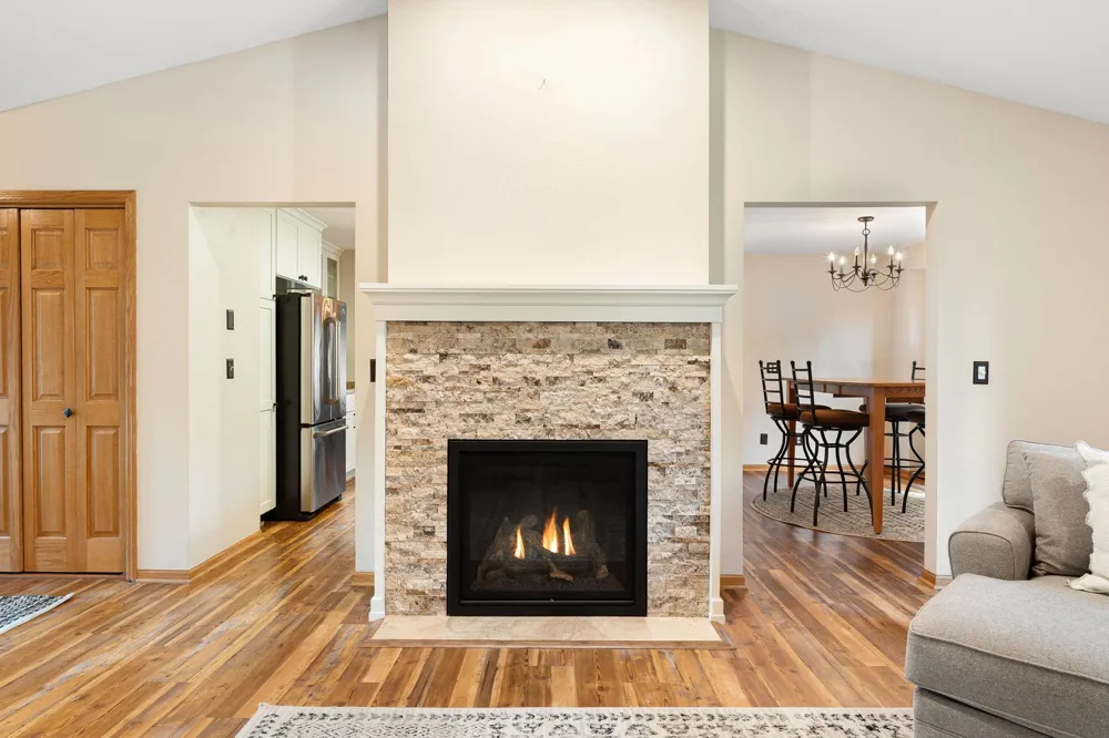659 Crestview Lane Owatonna, MN 55060