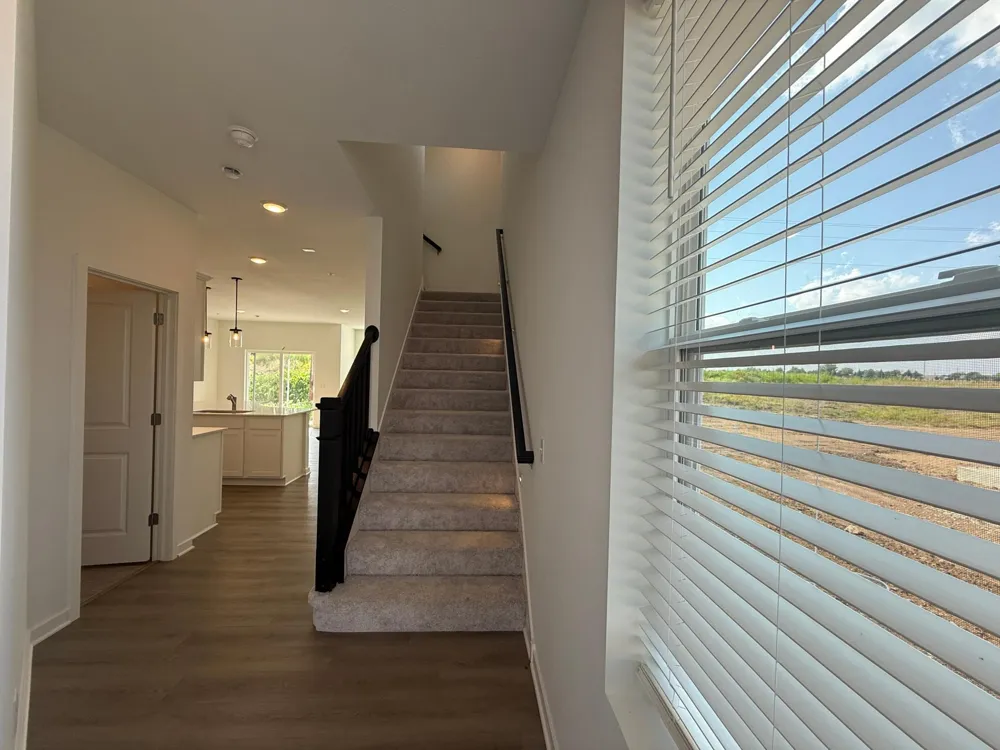 14943 Avondale View Rosemount, MN 55068