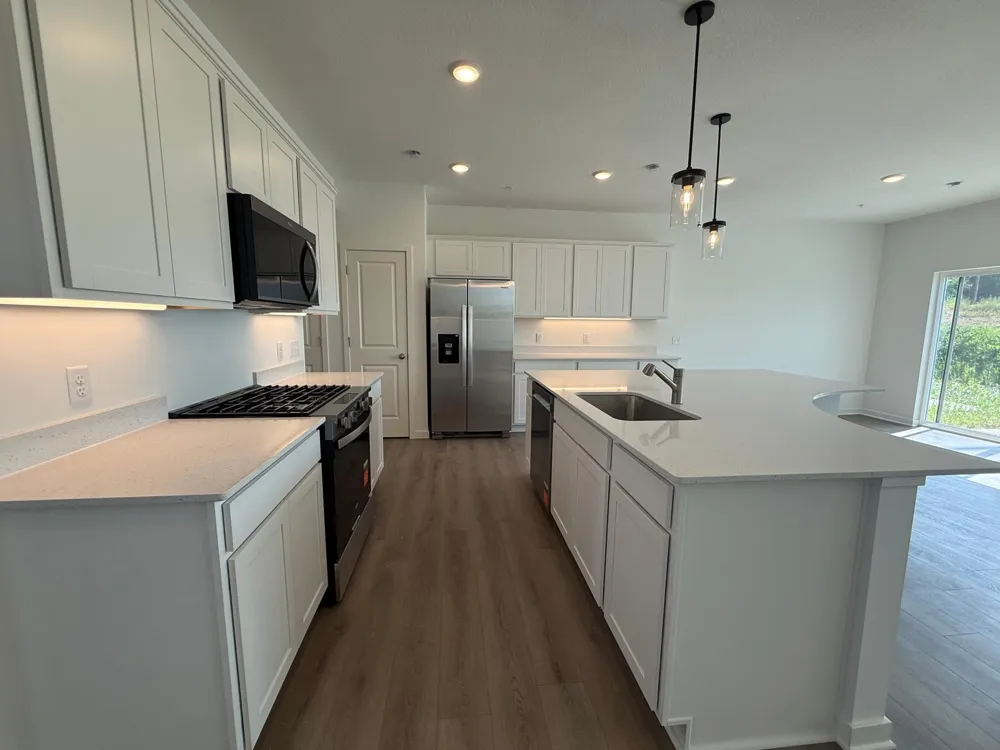 14943 Avondale View Rosemount, MN 55068