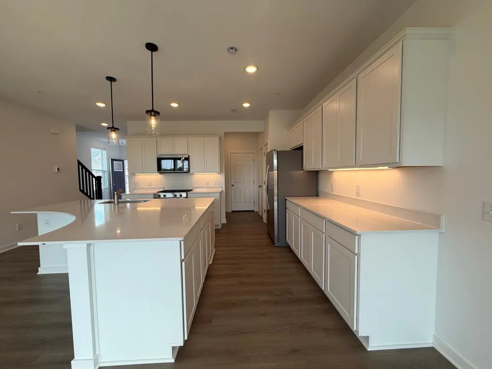 14943 Avondale View Rosemount, MN 55068