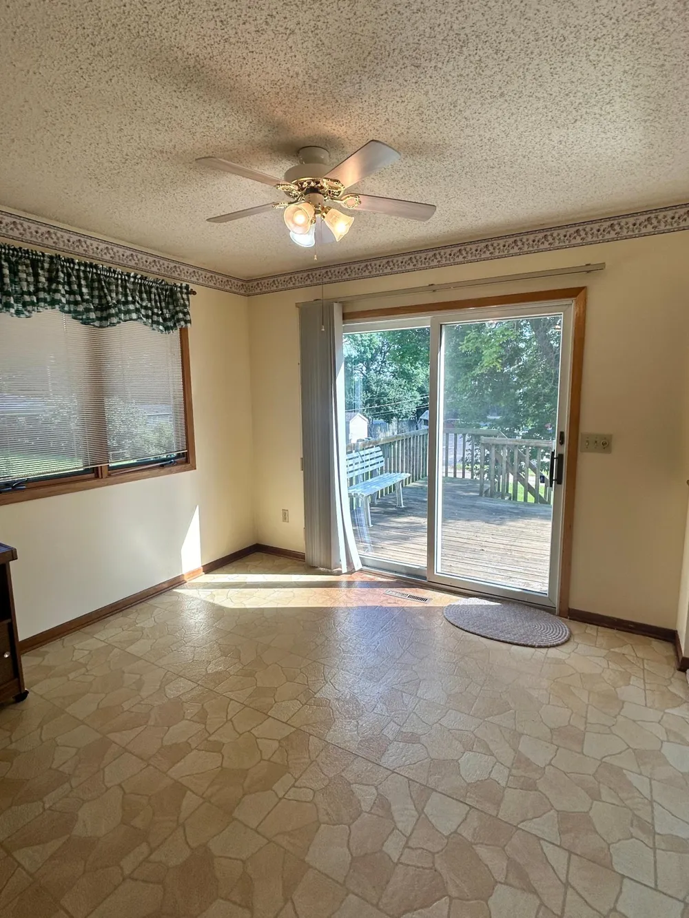 913 High Avenue Gaylord, MN 55334