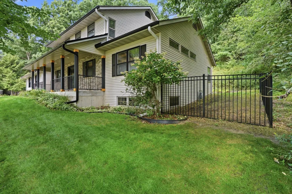 2978 W Princeton Avenue Eau Claire, WI 54703