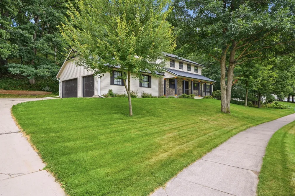 2978 W Princeton Avenue Eau Claire, WI 54703