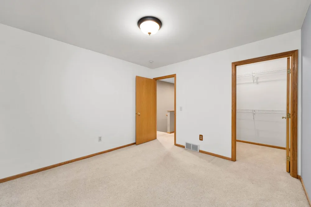 2978 W Princeton Avenue Eau Claire, WI 54703