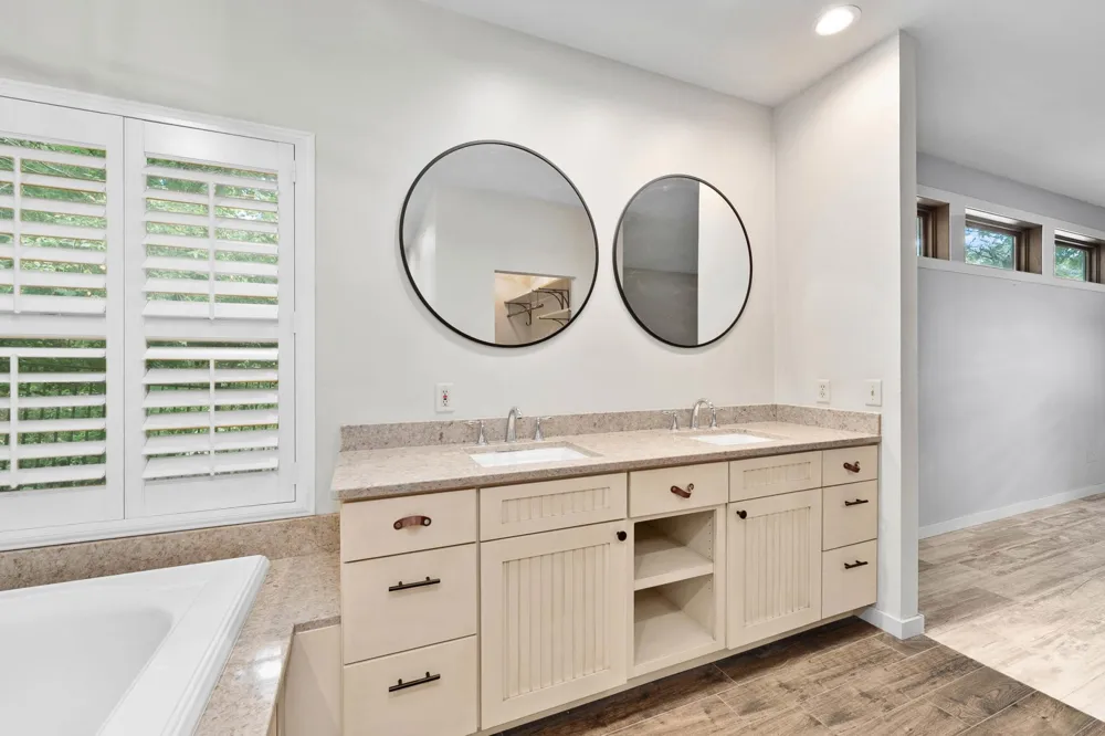 2978 W Princeton Avenue Eau Claire, WI 54703