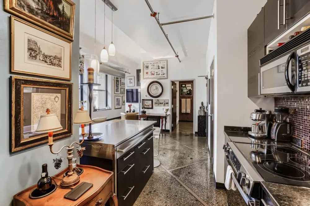 350 Saint Peter Street #1205 Saint Paul, MN 55102