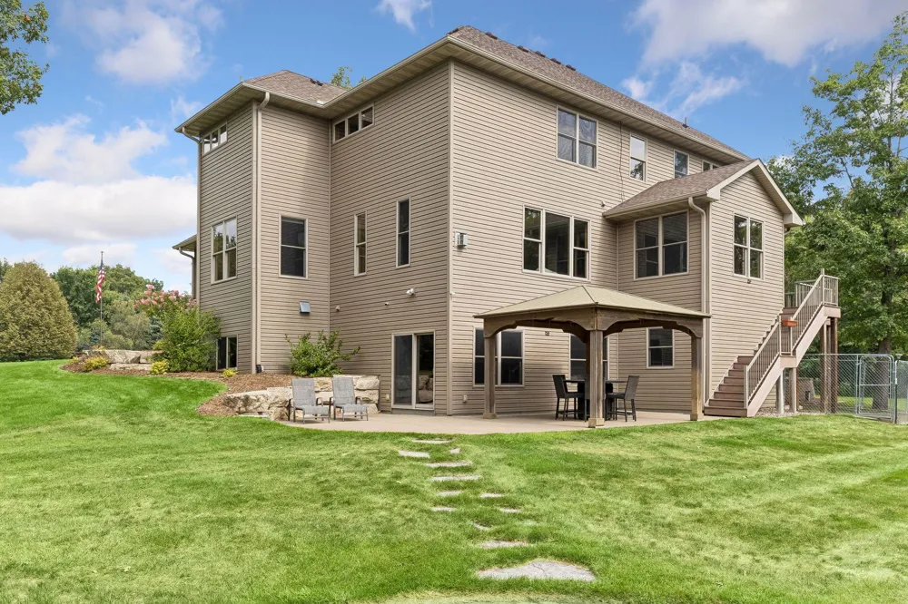 3102 137th Avenue NE Ham Lake, MN 55304