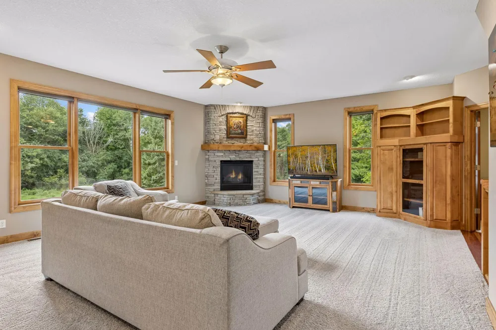 3102 137th Avenue NE Ham Lake, MN 55304