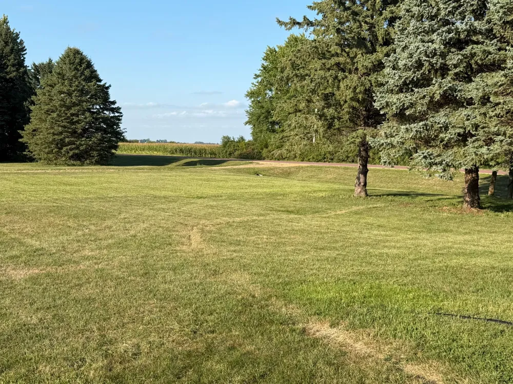 27661 Town Avenue Worthington, MN 56187