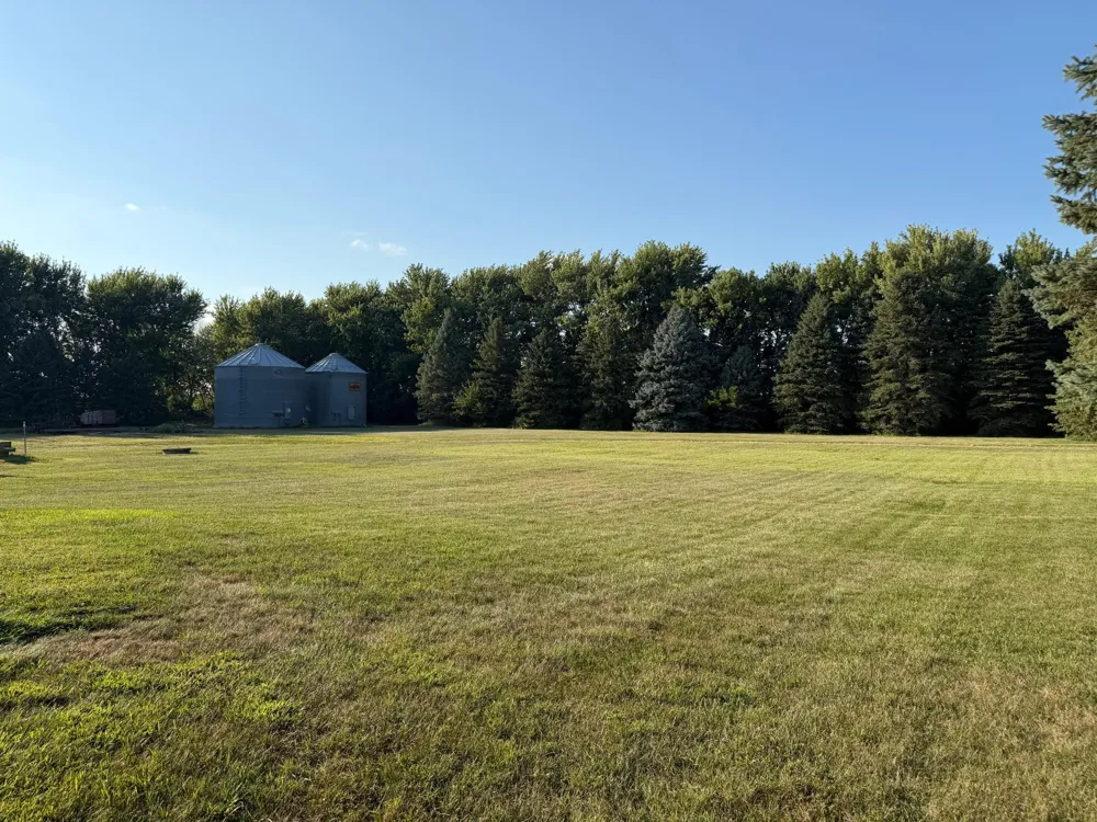 27661 Town Avenue Worthington, MN 56187