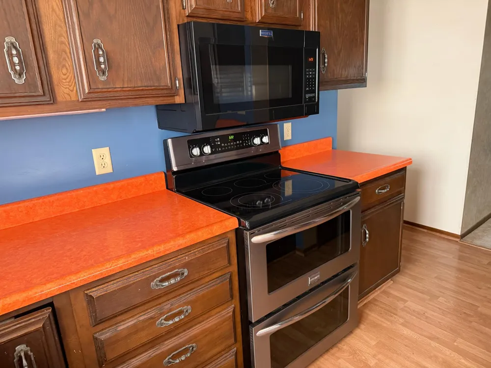 27661 Town Avenue Worthington, MN 56187