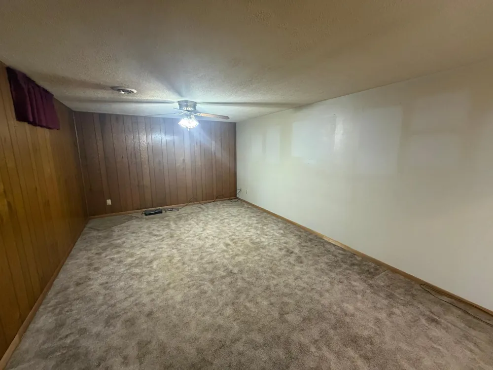 27661 Town Avenue Worthington, MN 56187