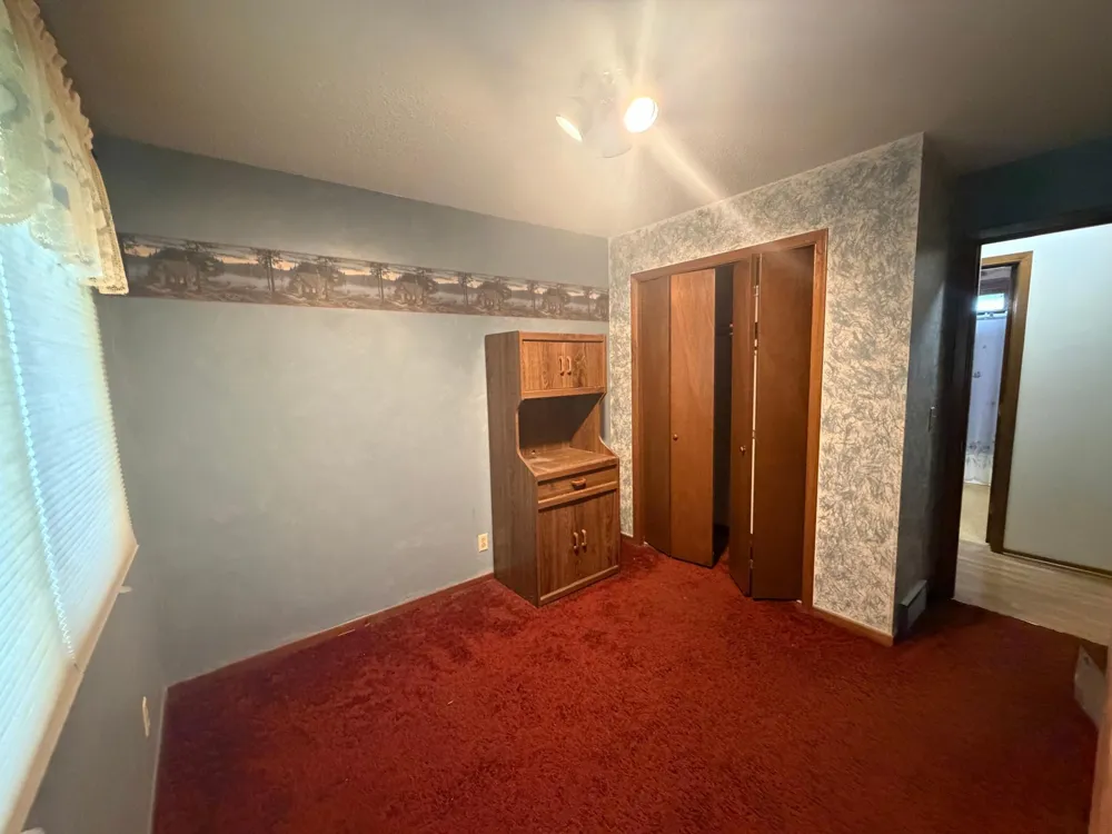 27661 Town Avenue Worthington, MN 56187