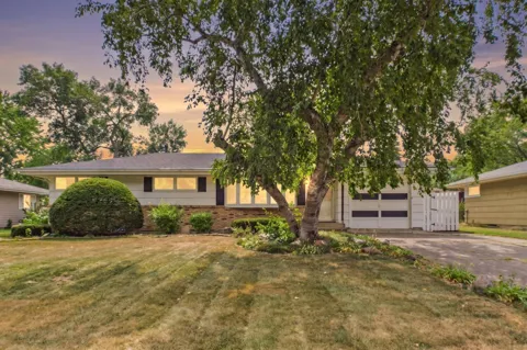 1761 Emerald Drive
