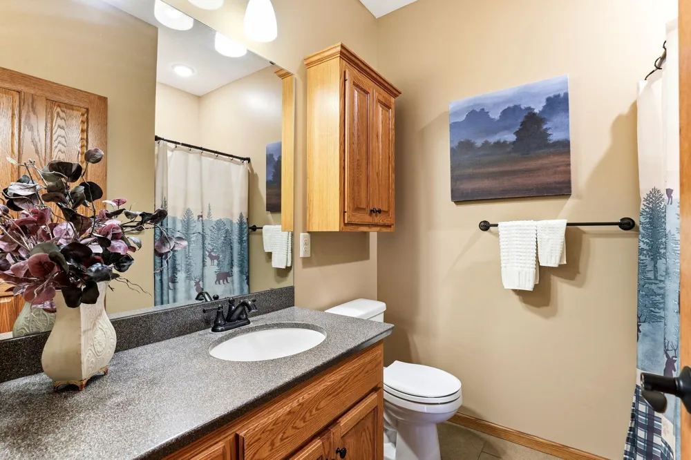 2061 Cardinal Glen North Saint Paul, MN 55109