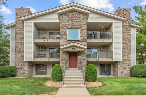 2100 Ridge Drive #22