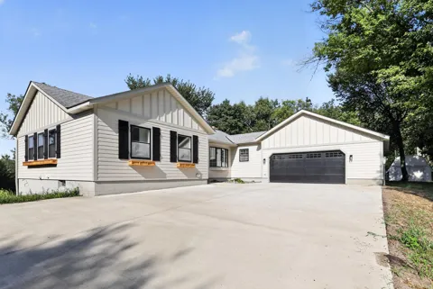 10489 Barnes Way
