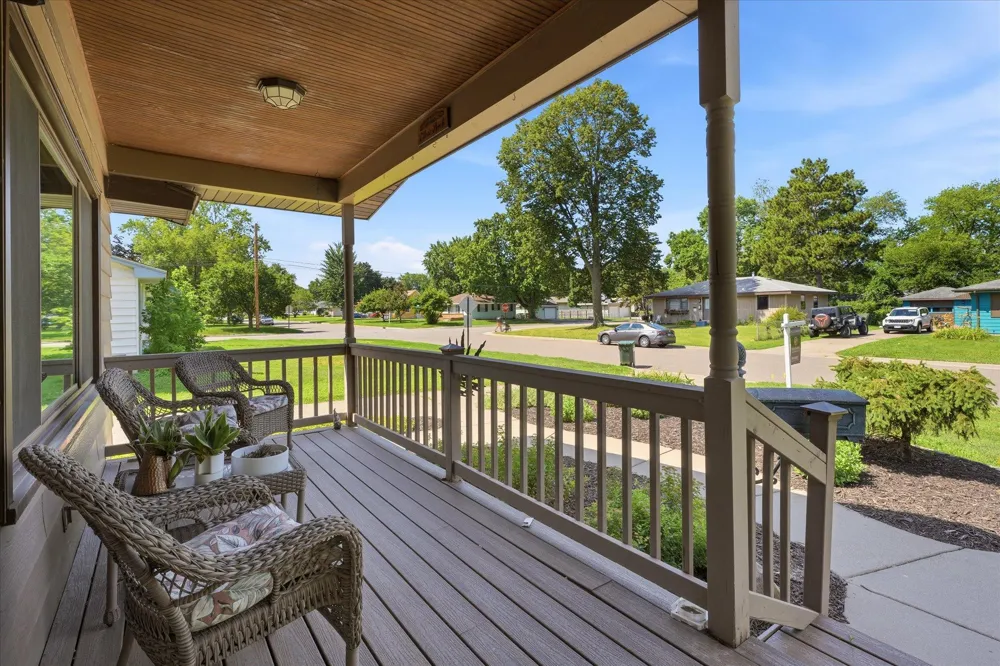 8137 16th Avenue S Bloomington, MN 55425