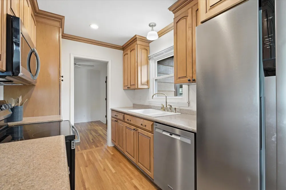 8137 16th Avenue S Bloomington, MN 55425