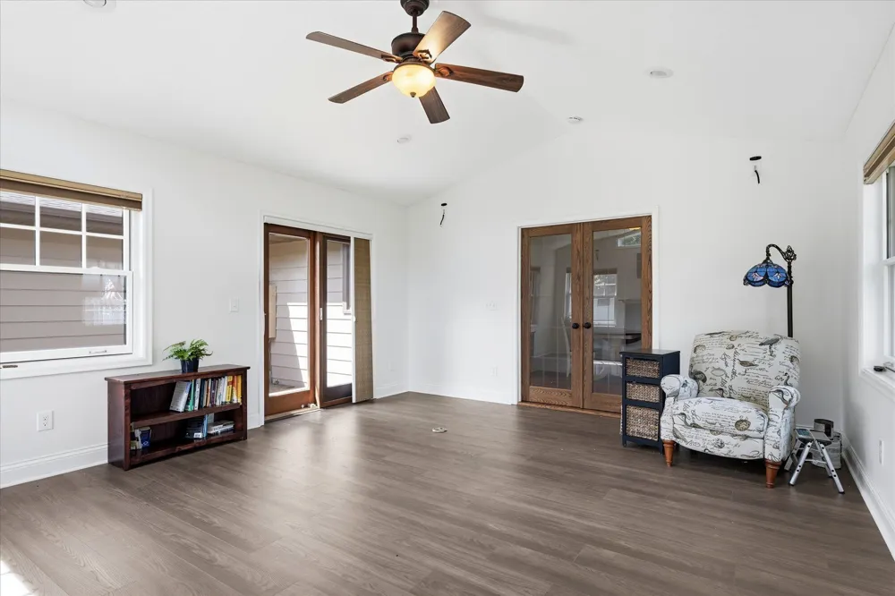 8137 16th Avenue S Bloomington, MN 55425