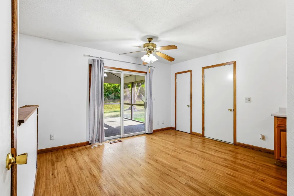 104 Meadow Circle Burnsville, MN 55337