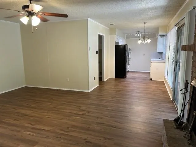 1226 Crescent Street Denton, TX 76201