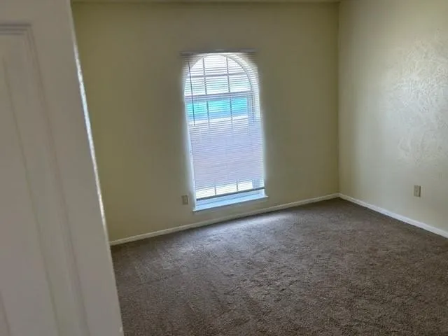 1226 Crescent Street Denton, TX 76201