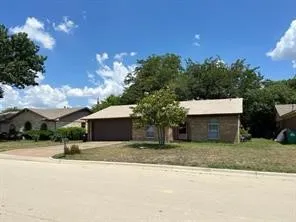 1226 Crescent Street
