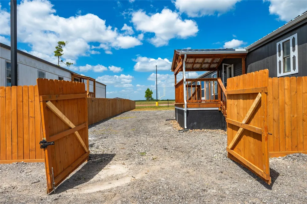 1133 Road 5823 Cleveland, TX 77327